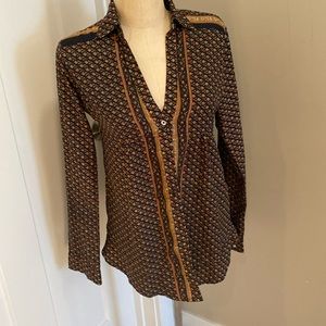 Woman’s blouse